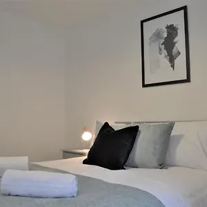https://queens-place-ii-lusso-management.yorkshirehotels.net